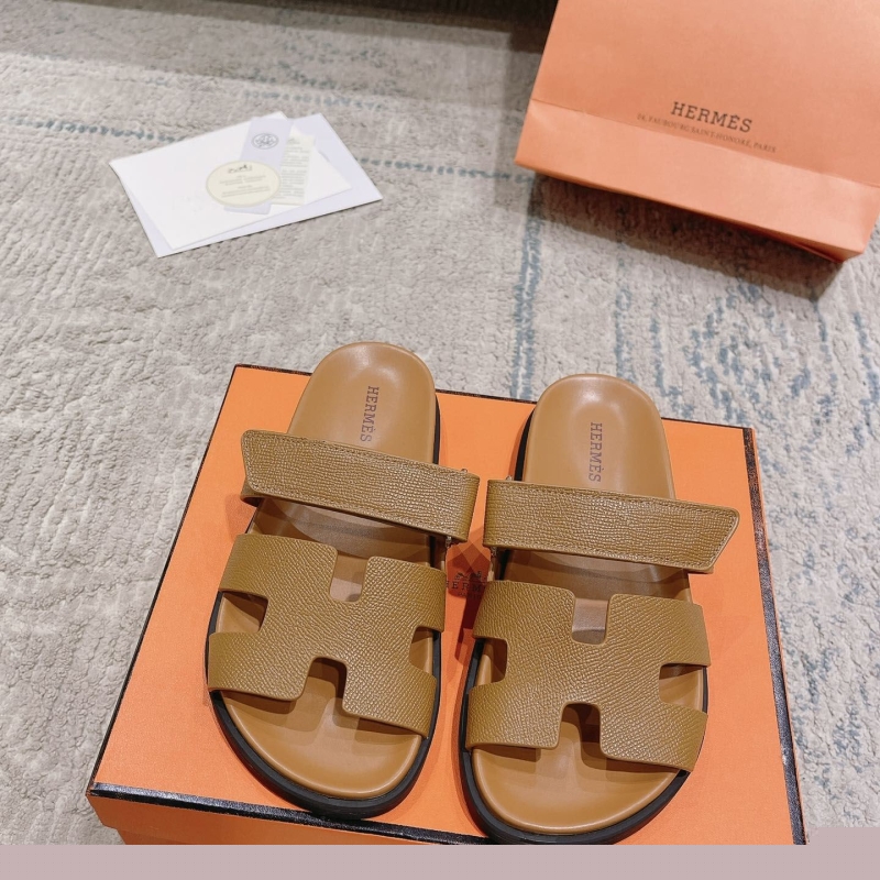 H**mes slippers